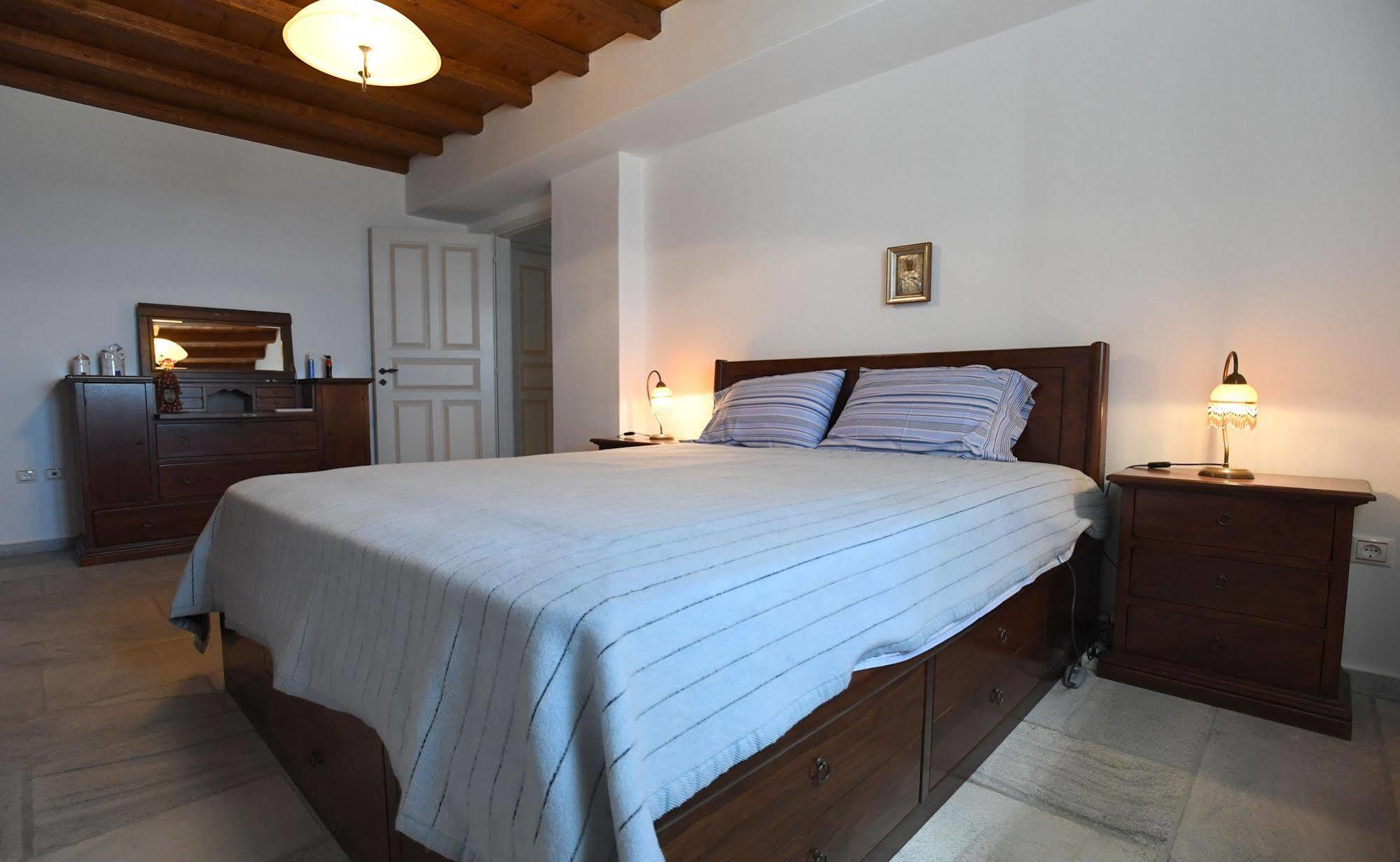 Tinos Sky View Villa Arnados Екстериор снимка